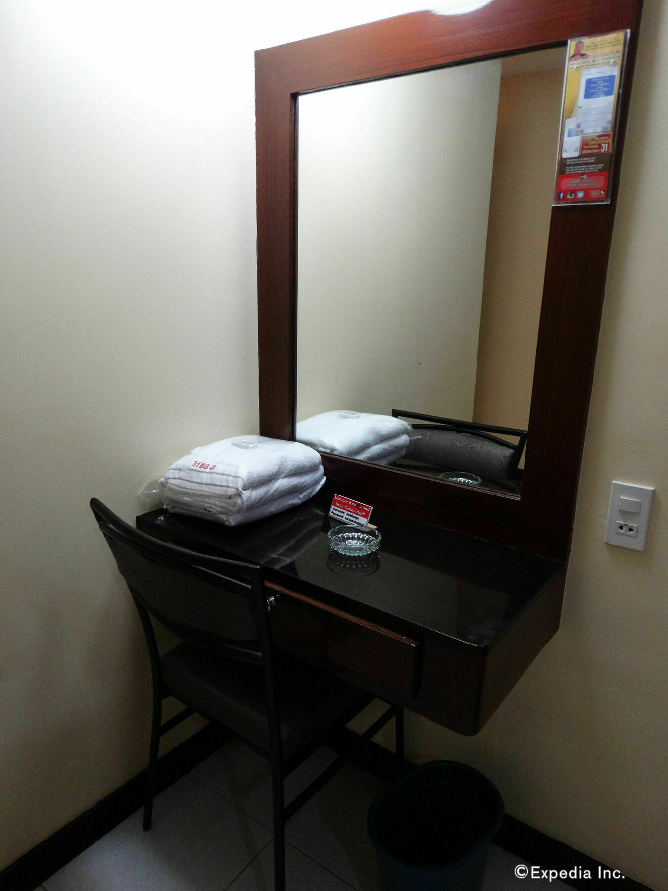 Hotel Sogo Pasay Wood Street Bagian luar foto